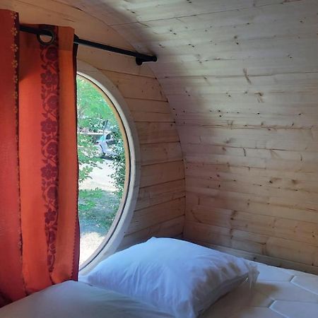 Camping De Nevers Exteriér fotografie