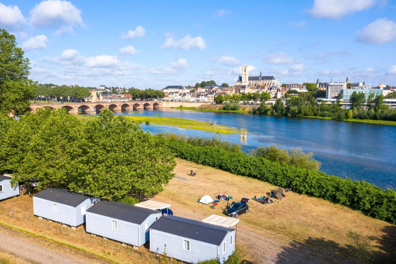 Camping De Nevers Exteriér fotografie